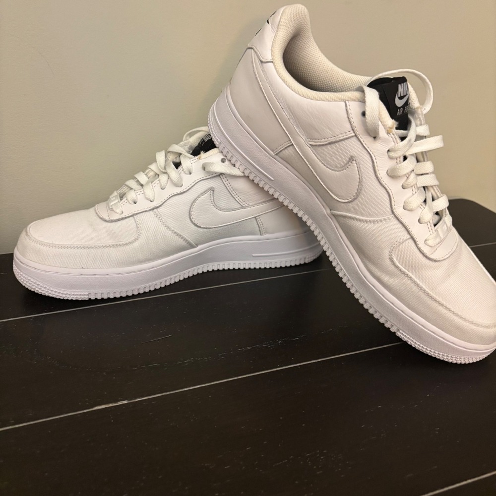 Nike Air Force 1 Low White Canvas with Leather Trim 10 US, 44‎ EUR